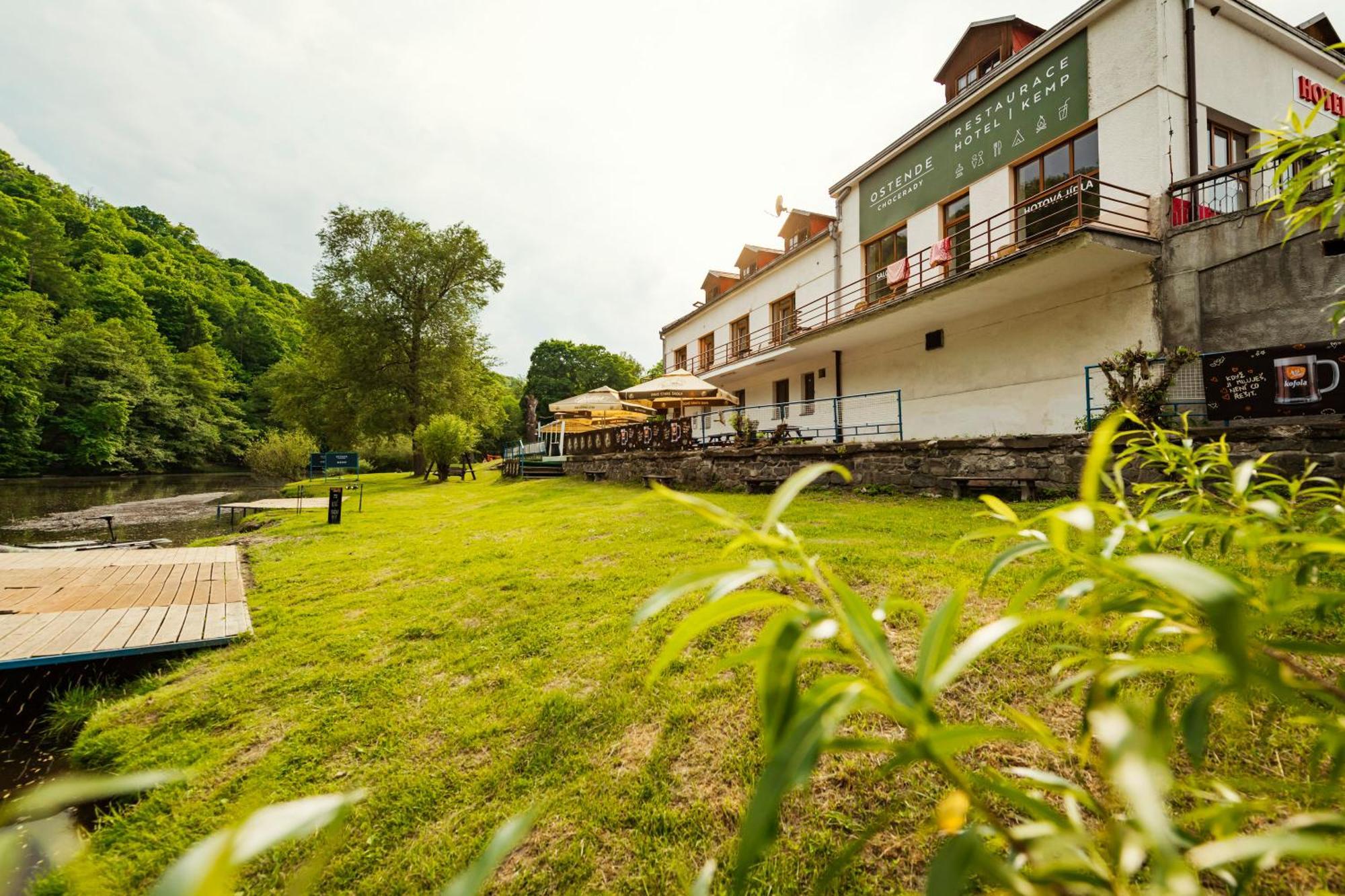 Hotel Ostende Chocerady Luaran gambar