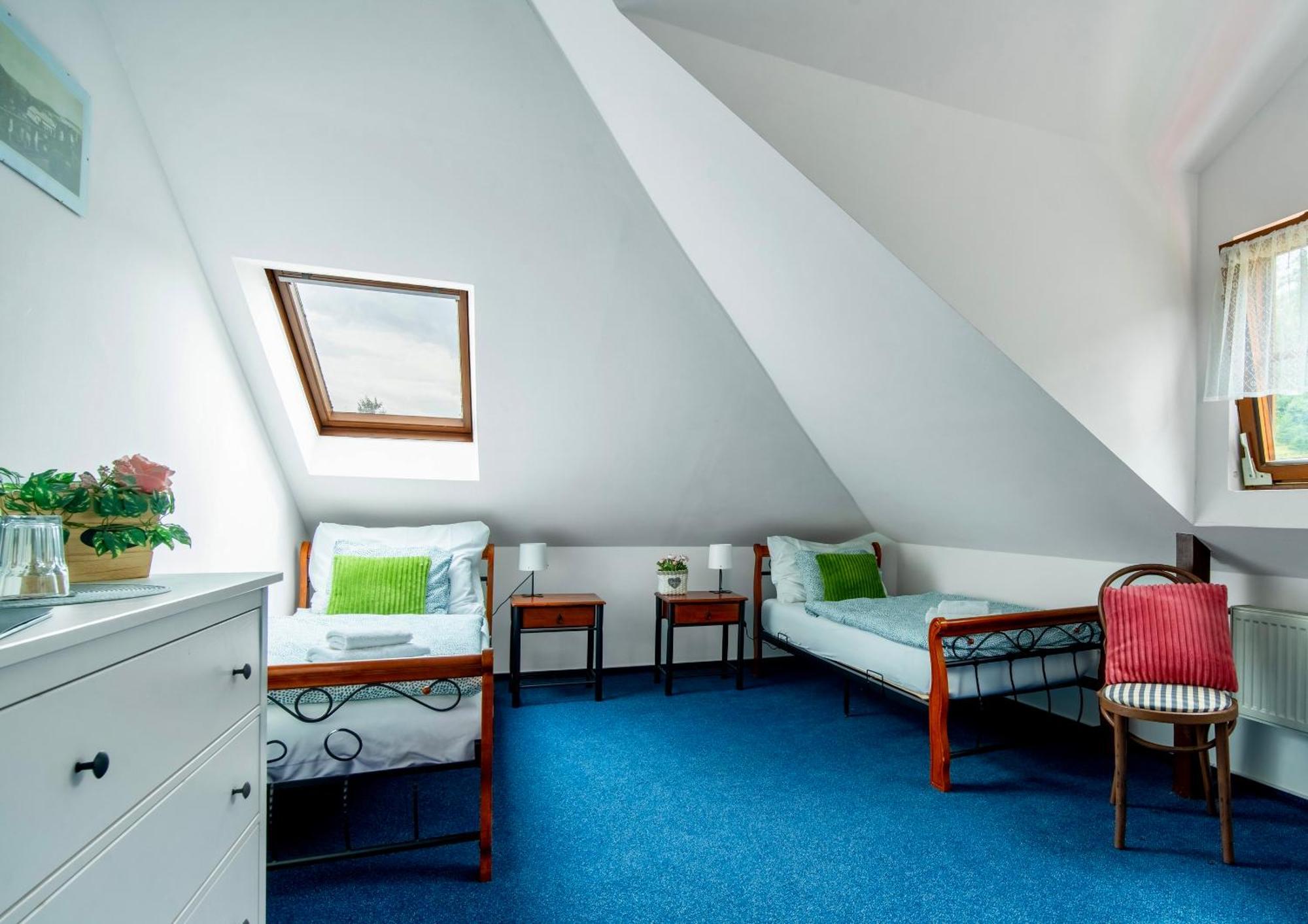 Hotel Ostende Chocerady Luaran gambar