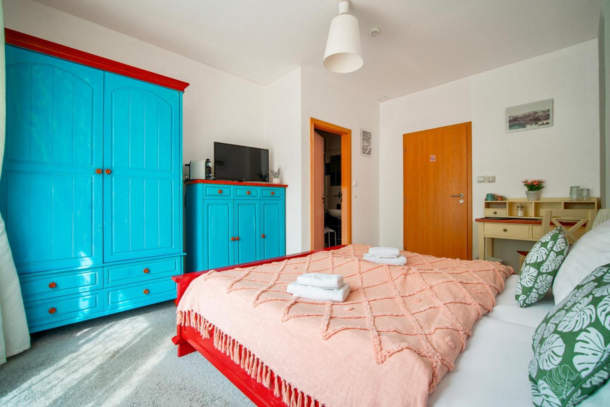 Hotel Ostende Chocerady Luaran gambar